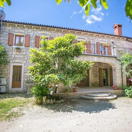 Villa Rustic Casa Mendula With Grill In Tinjan