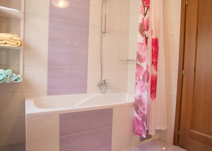 Rustic Casa Mendula With Grill In Tinjan