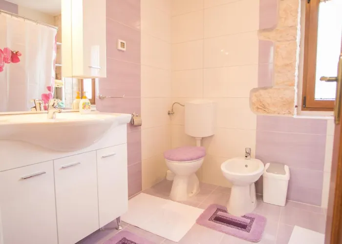 Rustic Casa Mendula With Grill In Tinjan