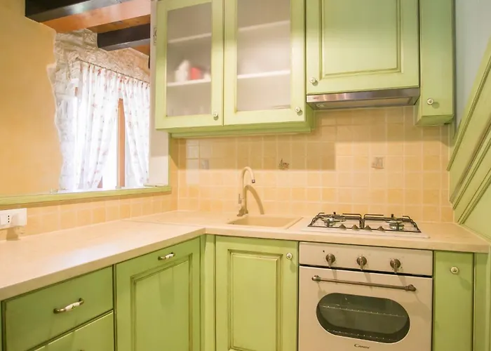 Rustic Casa Mendula With Grill In Tinjan Villa