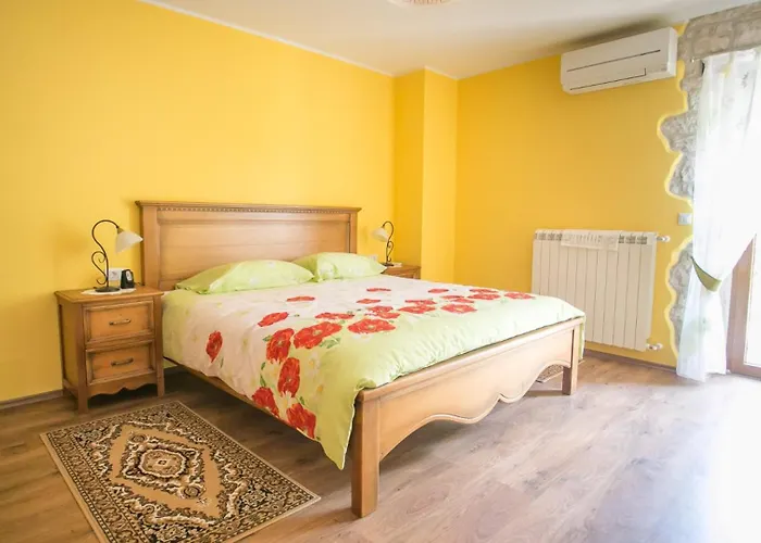 Villa Rustic Casa Mendula With Grill In Tinjan