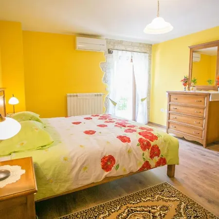 Rustic Casa Mendula With Grill In Tinjan Vila *