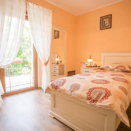 Willa Rustic Casa Mendula With Grill In Tinjan *