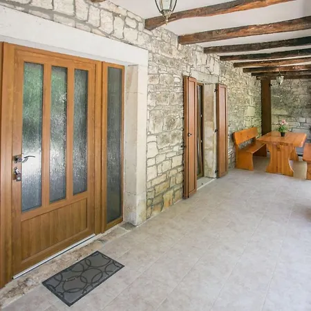 Rustic Casa Mendula With Grill In Tinjan